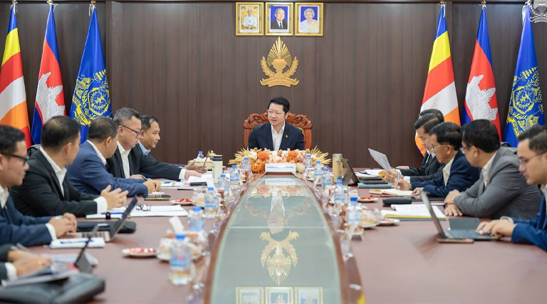 ឯកឧត្តម សុខ សូកេន រដ្ឋមន្ត្រីក្រសួងអធិការកិច្ច បានអញ្ជើញដឹកនាំកិច្ចប្រជុំស្ដីពីការងារដោះស្រាយបណ្ដឹងតវ៉ានិងបណ្ដឹងបរិហារ