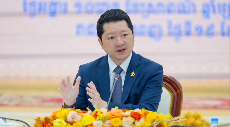 ឯកឧត្តម សុខ សូកេន រដ្ឋមន្រ្តីក្រសួងអធិការកិច្ច បានអញ្ជើញដឹកនាំកិច្ចប្រជុំប្រចាំសប្ដាហ៍ ដើម្បីពិនិត្យ និងតាមដានវឌ្ឍនភាពនៃការរៀបចំលិខិតបទដ្ឋានគតិយុត្តពាក់ព័ន្ធក្រមសីលធម៌វិជ្ជាជីវៈមន្រ្តីអធិការកិច្ច បទបញ្ជាផ្ទៃក្នុងនៃគណៈប្រតិភូអធិការកិច្ច ការណែនាំការធ្វើអធិការកិច្ច និងលិខិតបទដ្ឋានគតិយុត្តពាក់ព័ន្ធនឹងការងារដោះស្រាយបណ្តឹង ដោយមានការអញ្ជើញចូលរួមពីថ្នាក់ដឹកនាំ និងមន្ត្រីរាជការជាច្រើនរូប នៅទីស្ដីការក្រសួងអធិការកិច្ច។