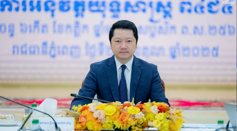 ឯកឧត្តម សុខ សូកេន រដ្ឋមន្ត្រីក្រសួងអធិការកិច្ច បានអញ្ជើញដឹកនាំកិច្ចប្រជុំដើម្បីត្រួតពិនិត្យ និងតាមដានវឌ្ឍនភាពការងាររបស់លេខាធិការដ្ឋាននៃក្រុមការងារតាមដាន និងត្រួតពិនិត្យការអនុវត្តយុទ្ធសាស្ត្រ ព៤ជ៤ របស់ក្រសួងអធិការកិច្ច ដែលមានការចូលរួមពីថ្នាក់ដឹកនាំ និងមន្រ្តីរាជការជាច្រើនរូប នៅទីស្ដីការក្រសួងអធិការកិច្ច។