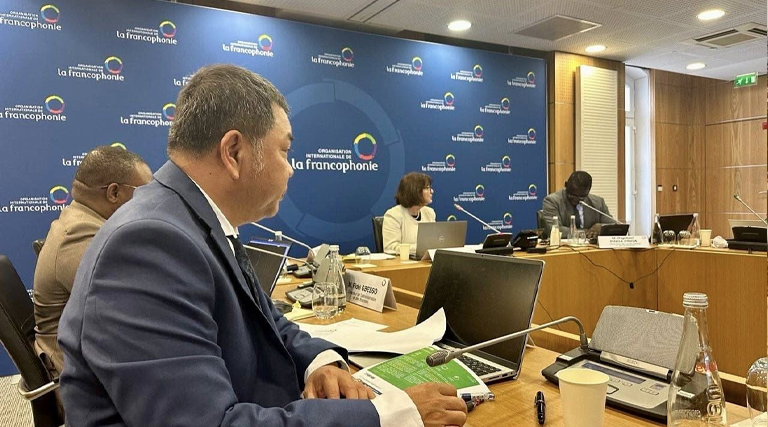 តបតាមការអញ្ជើញរបស់អង្គការអន្តរជាតិហ្វ្រង់កូហ្វូនី (OIF) ឯកឧត្តមបណ្ឌិត ព្រហ្ម វិចិត្រសុភ័ណ្ឌ រដ្ឋលេខាធិការក្រសួងអធិការកិច្ច ក្នុងនាមជាតំណាងសវនករនៃព្រះរាជាណាចក្រកម្ពុជា និងជាសមាជិកក្រុមប្រឹក្សាគណៈកម្មាធិការសវនកម្ម