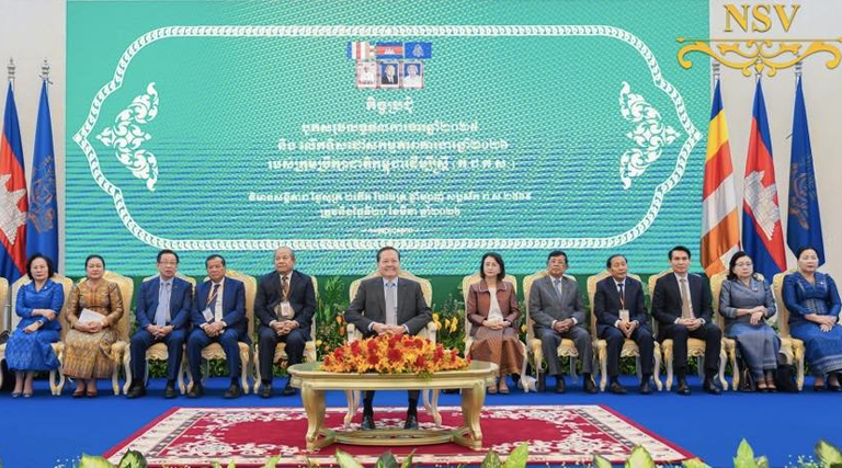 លោកជំទាវ សុខ វិឡាយ រដ្ឋលេខាធិការប្រចាំការ និងលោកជំទាវ វង់ មយូរា រដ្ឋលេខាធិការ នៃក្រសួងអធិការកិច្ច បានអញ្ជើញចូលរួមក្នុងកិច្ចប្រជុំបូកសរុបសមិទ្ធផលការងារប្រចាំឆ្នាំ២០២៥ និងលើកទិសដៅការងារឆ្នាំ២០២៦ របស់ក្រុមប្រឹក្សាជាតិកម្ពុជាដើម្បីស្រ្តី