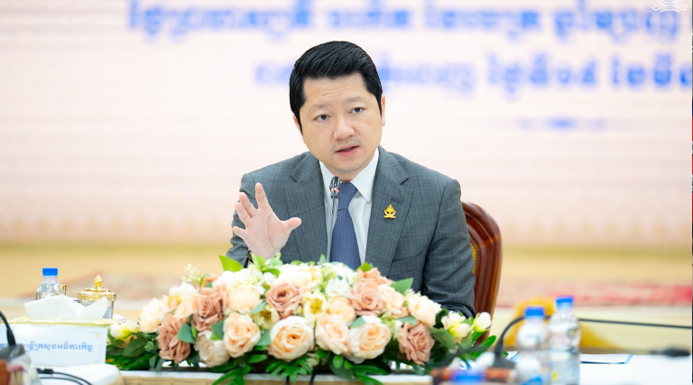 ឯកឧត្តម សុខ សូកេន រដ្ឋមន្ត្រីក្រសួងអធិការកិច្ច បានអញ្ជើញដឹកនាំកិច្ចប្រជុំប្រចាំសប្តាហ៍ដើម្បីពិនិត្យ និងតាមដានវឌ្ឍនភាពការងាររៀបចំសេចក្តីព្រាងប្រកាសស្តីពីក្រមសីលធម៌មន្ត្រី និងបទបញ្ជាផ្ទៃក្នុងរបស់ក្រសួងអធិការកិច្ច