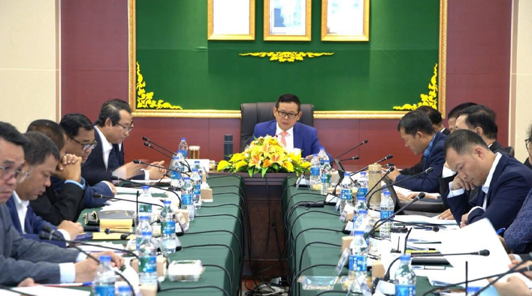 ដោយទទួលបានការអនុញ្ញាតដ៏ខ្ពង់ខ្ពស់ពី ឯកឧត្តម សុខ សូកេន រដ្ឋមន្រ្តីក្រសួងអធិការកិច្ច ឯកឧត្តមបណ្ឌិត ព្រហ្ម វិចិត្រសុភ័ណ្ឌ រដ្ឋលេខាធិការក្រសួងអធិការកិច្ច បានអញ្ជើញចូលរួមកិច្ចប្រជុំអន្តរក្រសួង ដើម្បីពិនិត្យ និងពិភាក្សាលើសេចក្តីព្រាងរបាយការណ៍ពាក់កណ្ដាលអាណត្តិនៃការអនុវត្តគោលនយោបាយជាតិប្រជាជន២០១៦-២០៣០