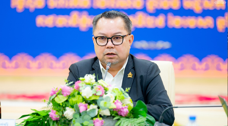 ឯកឧត្តម អ៊ុន វ៉ាល់ឡឺរ៉ូ រដ្ឋលេខាធិការក្រសួងអធិការកិច្ច និងជាប្រធានអនុក្រុមការងារពង្រឹងការងារដោះស្រាយបណ្តឹង