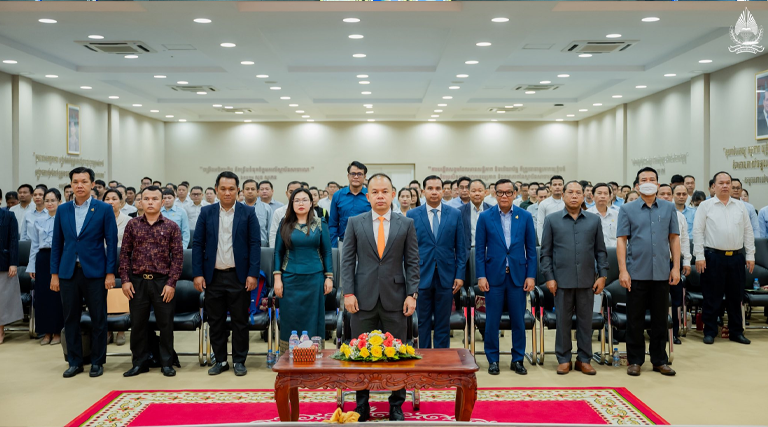 ឯកឧត្តម លីវ សុភក្រ្តា រដ្ឋលេខាធិការក្រសួងអធិការកិច្ច បានអញ្ជើញជាអធិបតីក្នុងកិច្ចប្រជុំផ្សព្វផ្សាយស្ដីពី «ការបណ្ដុះបណ្ដាលជំនាញឌីជីថល» ជូនដល់ថ្នាក់ដឹកនាំ និងមន្រ្តីរាជការនៃក្រសួងអធិការកិច្ច