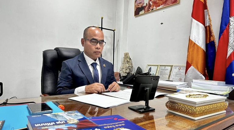 ឯកឧត្តម ណុប ចាន់ណារិន្ទ រដ្ឋលេខាធិការ និងជាអ្នកនាំពាក្យក្រសួងអធិការកិច្ច បានអញ្ជើញចូលរួមពិធីសំណេះសំណាល ស្ដីពី «ការពង្រឹងប្រសិទ្ធភាពនៃការងារនាំពាក្យនិងព័ត៌មានថ្នាក់ជាតិ» តាមរយៈកម្មវិធី Zoom Meeting