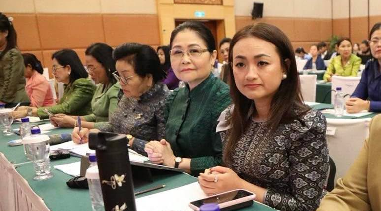 លោកជំទាវ វង់ មយូរា រដ្ឋលេខាធិការ និងជាប្រធានក្រុមការងារបញ្រ្ជាបយេនឌ័រក្រសួងអធិការកិច្ច បានអញ្ជើញចូលរួមក្នុងពិធីដាក់ឱ្យអនុវត្តជាផ្លូវការនូវ «កម្មវិធីភាពជាអ្នកដឹកនាំរបស់ក្មេងស្រី ឆ្នាំ២០២៦-២០៣០»