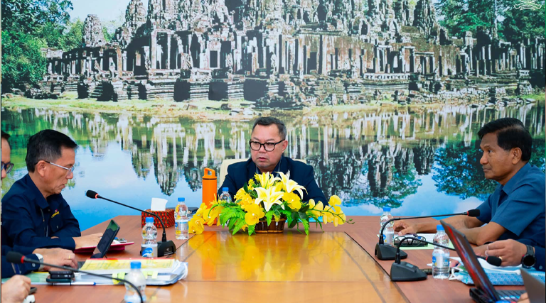 ឯកឧត្តម អ៊ុន វ៉ាល់ឡឺរ៉ូ រដ្ឋលេខាធិការក្រសួងអធិការកិច្ច និងជាប្រធានគណៈប្រតិភូ បានអញ្ជើញដឹកនាំកិច្ចប្រជុំដើម្បីពិនិត្យ និងពិភាក្សាលើការដោះស្រាយបណ្តឹងសុំអន្តរាគមន៍របស់ប្រជាពលរដ្ឋ