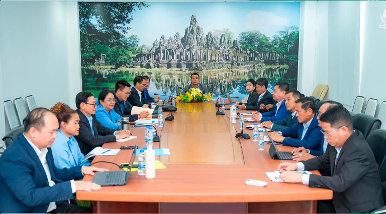 ឯកឧត្តម សោម បូរ៉ាន់ អគ្គនាយក នៃអគ្គនាយកដ្ឋានដោះស្រាយបណ្ដឹង បានអញ្ជើញដឹកនាំកិច្ចប្រជុំដើម្បីពិនិត្យនិងផ្តល់យោបល់លើសេចក្តីព្រាងច្បាប់ស្តីពីបណ្តឹងតវ៉ា និងបណ្តឹងបរិហារ