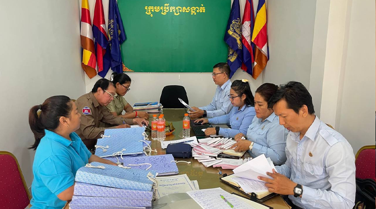 ការចុះធ្វើអធិការកិច្ចលើការអនុវត្តតួនាទីភារកិច្ចនិងការផ្តល់សេវាសាធារណៈរបស់រដ្ឋបាលថ្នាក់ក្រោមជាតិក្នុងខណ្ឌច្បារអំពៅរបស់មន្ទីរអធិការកិច្ចរាជធានីភ្នំពេញ