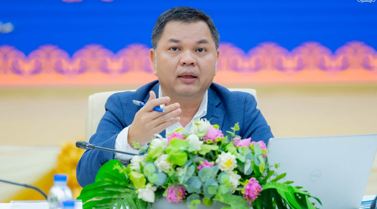 ឯកឧត្តមបណ្ឌិត ព្រហ្ម វិចិត្រសុភ័ណ្ឌ រដ្ឋលេខាធិការ និងជាអនុប្រធានអចិន្ត្រៃយ៍នៃអនុក្រុមការងារពង្រឹងការងារដោះស្រាយបណ្តឹង បានអញ្ជើញដឹកនាំកិច្ចប្រជុំដើម្បីបន្តពិភាក្សាលើសេចក្តីព្រាងនិយាមនីតិវិធីប្រតិបត្តិ ស្ដីពី បណ្តឹងតវ៉ា និងបណ្តឹងបរិហារ និងការរៀបចំផែនការសិក្ខាសិលា ព៤ជ៤