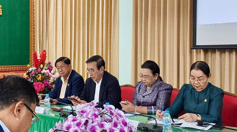 លោកជំទាវ សុភ័គ្គ ថាវី រដ្ឋលេខាធិការក្រសួងអធិការកិច្ច បានអញ្ជើញចូលរួមកិច្ចប្រជុំ ដើម្បីពិភាក្សាការត្រៀមលក្ខណៈរៀបចំព្រះរាជពិធីខួបលើកទី២២ នៃការយាងគ្រងព្រះបរមសិរីរាជសម្បត្តិ ថ្វាយ ព្រះករុណា ព្រះបាទសម្តេច ព្រះបរម នាថ នរោត្តម សីហមុនី ព្រះមហាក្សត្រ នៃព្រះរាជាណាចក្រកម្ពុជា ដែលនឹងប្រព្រឹត្តទៅនាពេលខាងមុខនេះ