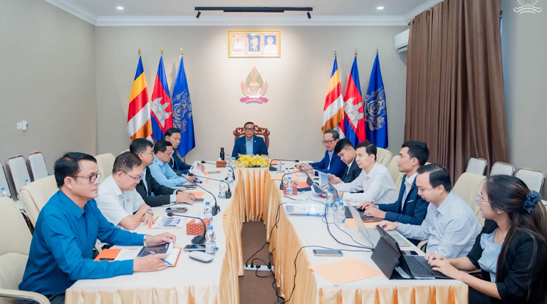 ឯកឧត្តម អួន ម៉េងឈាន់ អគ្គនាយក នៃអគ្គនាយកដ្ឋានអធិការកិច្ច បានអញ្ជើញដឹកនាំកិច្ចប្រជុំដើម្បីពិភាក្សាលើគំរូឯកសណ្ឋានបណ្តោះអាសន្នសម្រាប់មន្រ្តីអធិការកិច្ច និងតាមដានការអនុវត្តច្បាប់ នៃអគ្គនាយកដ្ឋានអធិការកិច្ច