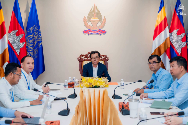 ឯកឧត្តម កែវ គង់ អនុរដ្ឋលេខាធិការក្រសួងអធិការកិច្ច បានអញ្ជើញដឹកនាំកិច្ចប្រជុំដើម្បីត្រួតពិនិត្យ និងពិភាក្សាលើលទ្ធផលរបាយការណ៍អធិការកិច្ច របស់ប្រតិភូចុះធ្វើអធិការកិច្ច